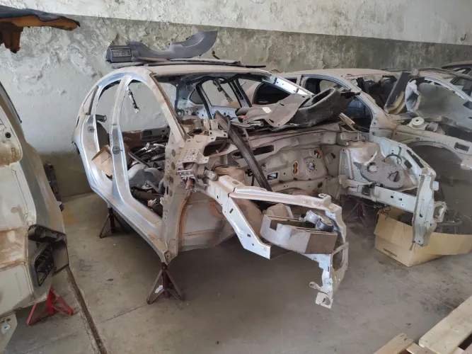 C4 Hatch sucata 