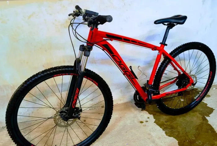 2 Bicicletas (Oggi Float Sport e Oggi Hacker Sport)