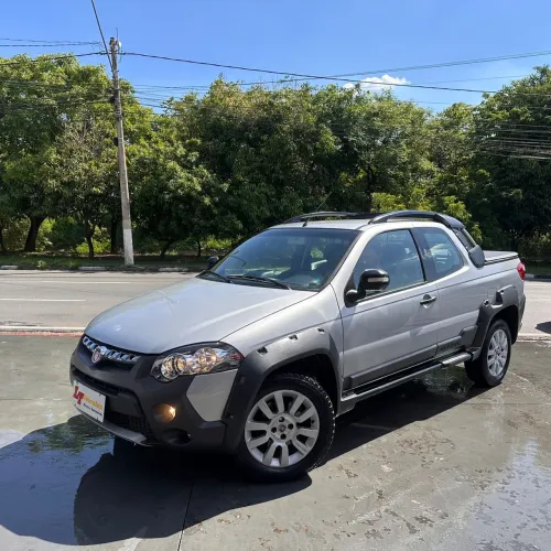 Fiat Strada Adventure1.8/ 1.8 Locker Flex CD 2015