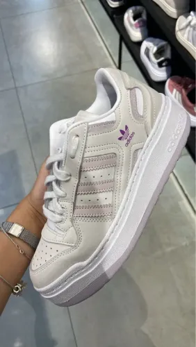 Adidas Forum Bold - Branco com detalhes em roxo