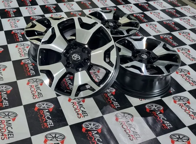 Jogo de Rodas aro 18 Toyota Hilux srx Sw4 6x139 Originais Zeradas