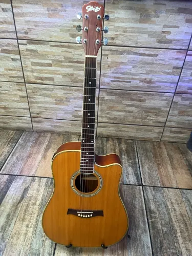 Vendo violão seizy