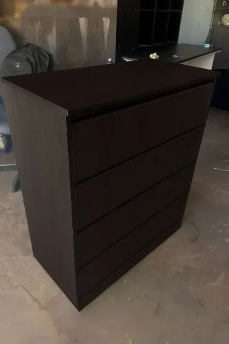 CÔMODA 4 GAVETAS MDF NOVO