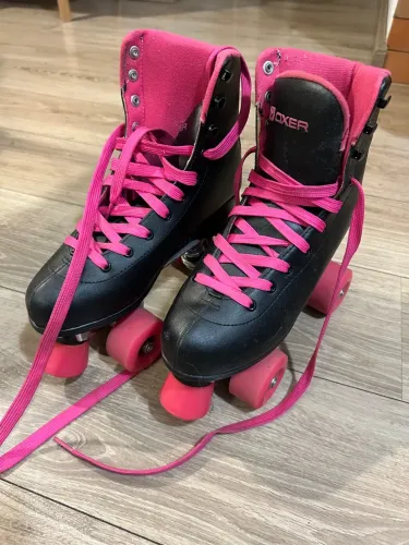 Patins Retro Oxer com Equipamentos de Proteção