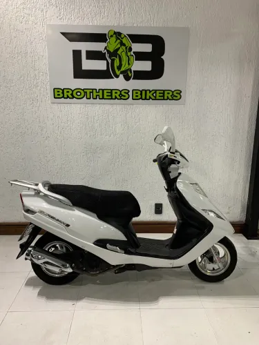 SUZUKI BURGMAN 125 2016