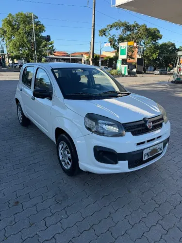 Fiat Uno Attractive 1.0 EVO Fire Flex 8V 5P 2020