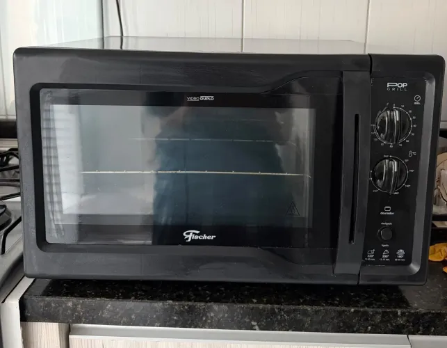 Forno com 1 ano de uso
