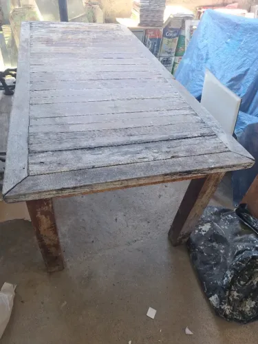 mesa de jantar em madeira