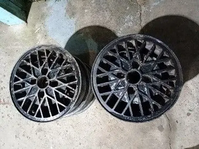 Aro 13 original da Ford 