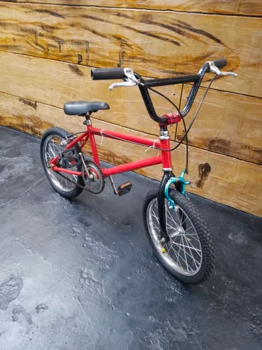 Bicicleta monark antiga aro 16