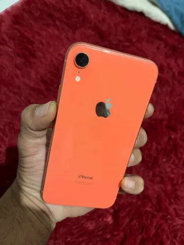 Celular iPhone XR 128 gigas com caixa estado de novo faço a entrega 