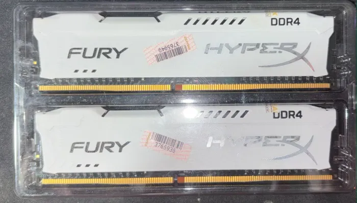 Memória RAM DDR4 HyperX Fury 16GB (2x8GB)