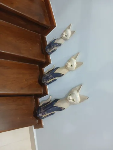 3 gatos feito a mão da Índia