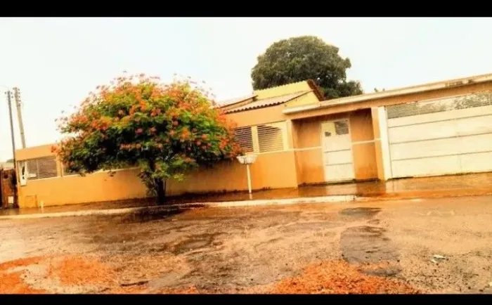 Vendo ou troco excelente casa