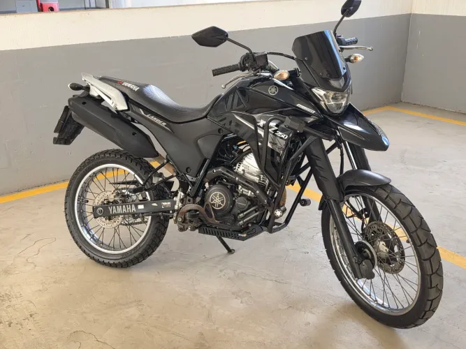 Yamaha XTZ Lander 250cc 2022 em Excelente estado