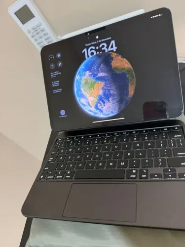 IPAD PRO M4 256 11INCH +IMAGIC KEYBOARD IPAD Pro M4 11 + PENCIL