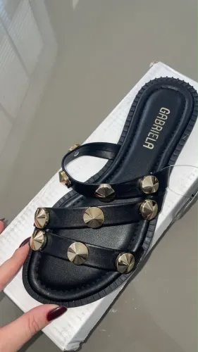 Vendo rasteirinha nova 35 36