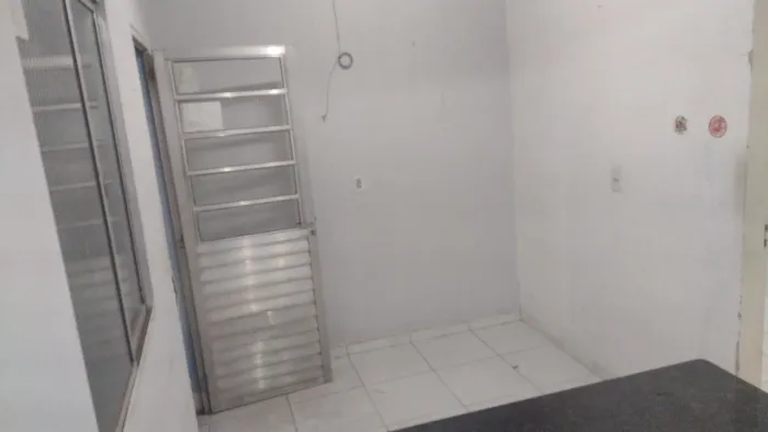 ALUGO KITNET NA CAXANGÁ!!!
