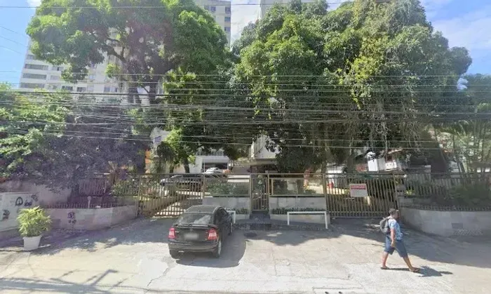 Apartamento com 2 quartos em Santa Rosa - Niterói - RJ