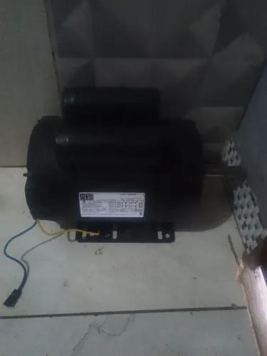 Motor de bitoneira/ 650reais 