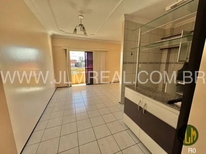 VENDO APARTAMENTO COM 78m², 3 QUARTOS, ELEVADOR, NO BAIRRO JARDIM AMÉRICA - FORTALEZA - CE