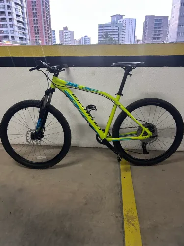 Bicicleta mtb specialized pitch 27.5