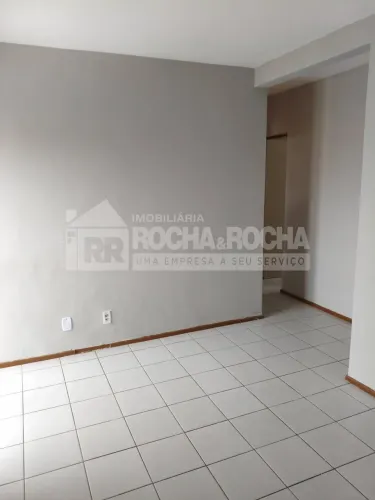 Apartamento para alugar com 77,66 metros quadrados no LOURIVAL PARENTE - Teresina - Piauí