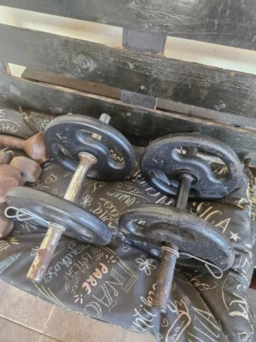 Barras + 4x Anilhas 5 kg