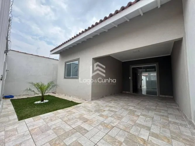 Casa à Venda 3 quartos por R$ 395.000,00 - Jardim Itamaraty - Poços de Caldas/MG