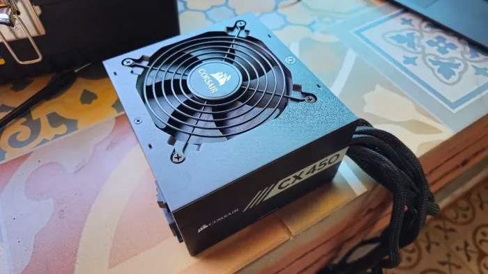 Fonte Corsair 450W