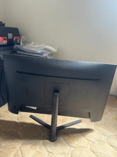 Monitor philco Gaming (retiradas de peças) 