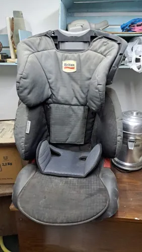 Cadeirinha infantil para automóvel