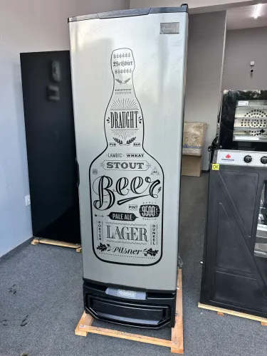 Cervejeira da Gelopar - 579lt e 2 anos de garantia. 