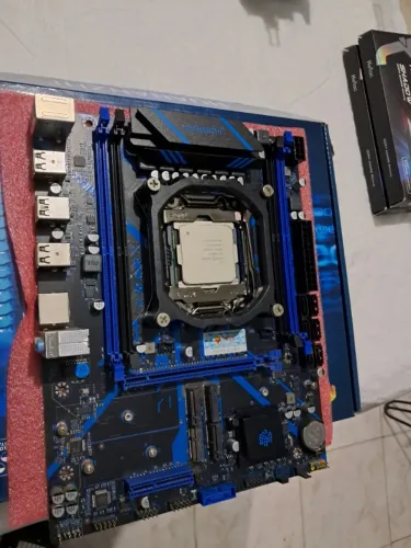 Kit x99: placa mãe + 16 ram + E5 2680 V4 + cpu cooler