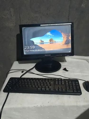 Computador de escritório