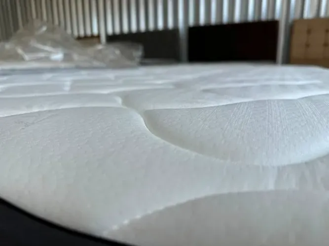 Cama Tamanho Quuen 158 Espuma Técnica de Alto Desempenho Novo Direto da Fabrica