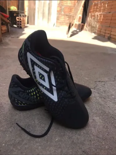 Umbro modelo plasma 