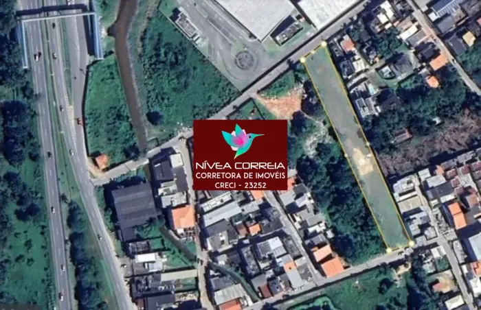 Vende-se terreno na Estrada do Coco - próximo ao Outlet!