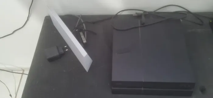 Playstation 4(com coletanea de jogos) usado original