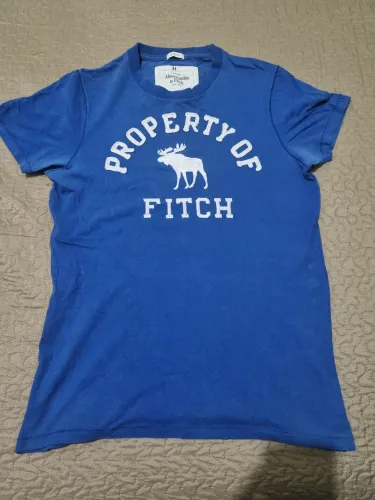 Camiseta Abercrombie & Fitch