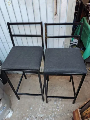 Banquetas de metalon