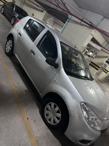 Renault Sandero Authentique Hi-flex 1.0 16V 5P 2013