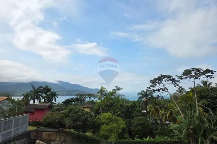 Imóvel comercial com excelente localizaçao à Venda em Ilhabela!
