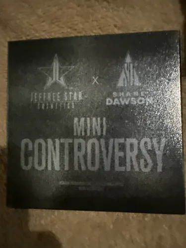 Mini Paleta Controversy Jeffree Star Cosmetics x Shane Dawson