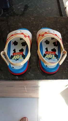 Vendo sandália da melissa masculina original 