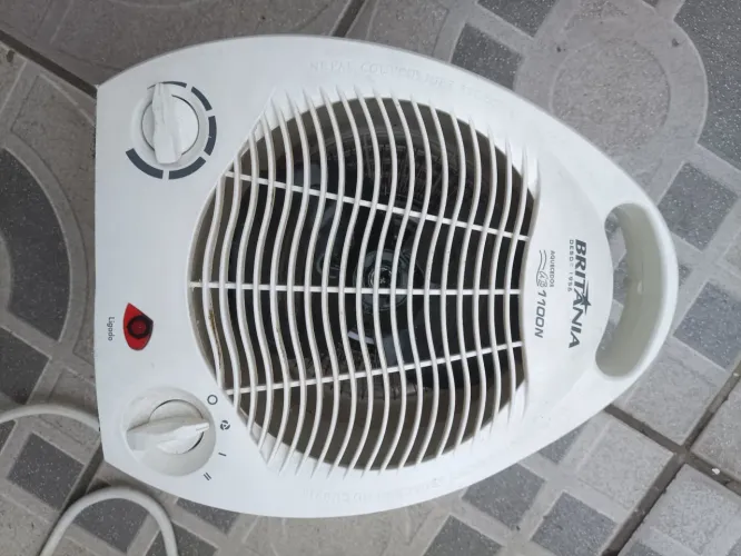 Vendo aquecedor Britânia semi novo