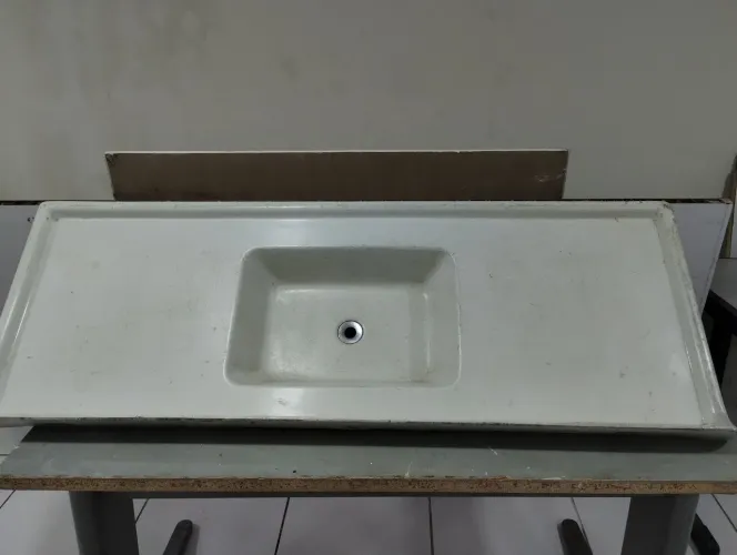 Pia de granito de 1,50 X 50