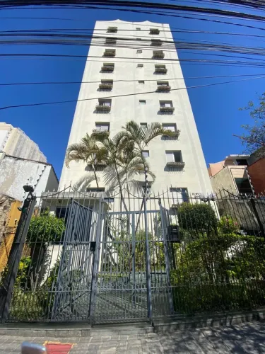 Imóvel para aluguel possui 80 metros quadrados com 2 quartos em Cambuci - São Paulo - SP