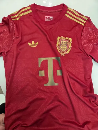 Camisa Bayern de Munique 125 anos