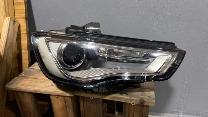 Par de farol original Audi A3 2013 a 2016